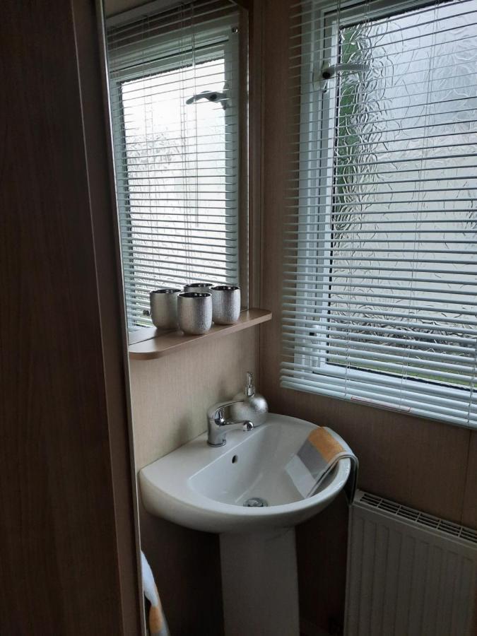 Haggerston Castle 3 Bedroom Deluxe Holiday Home Cheswick  Exterior foto