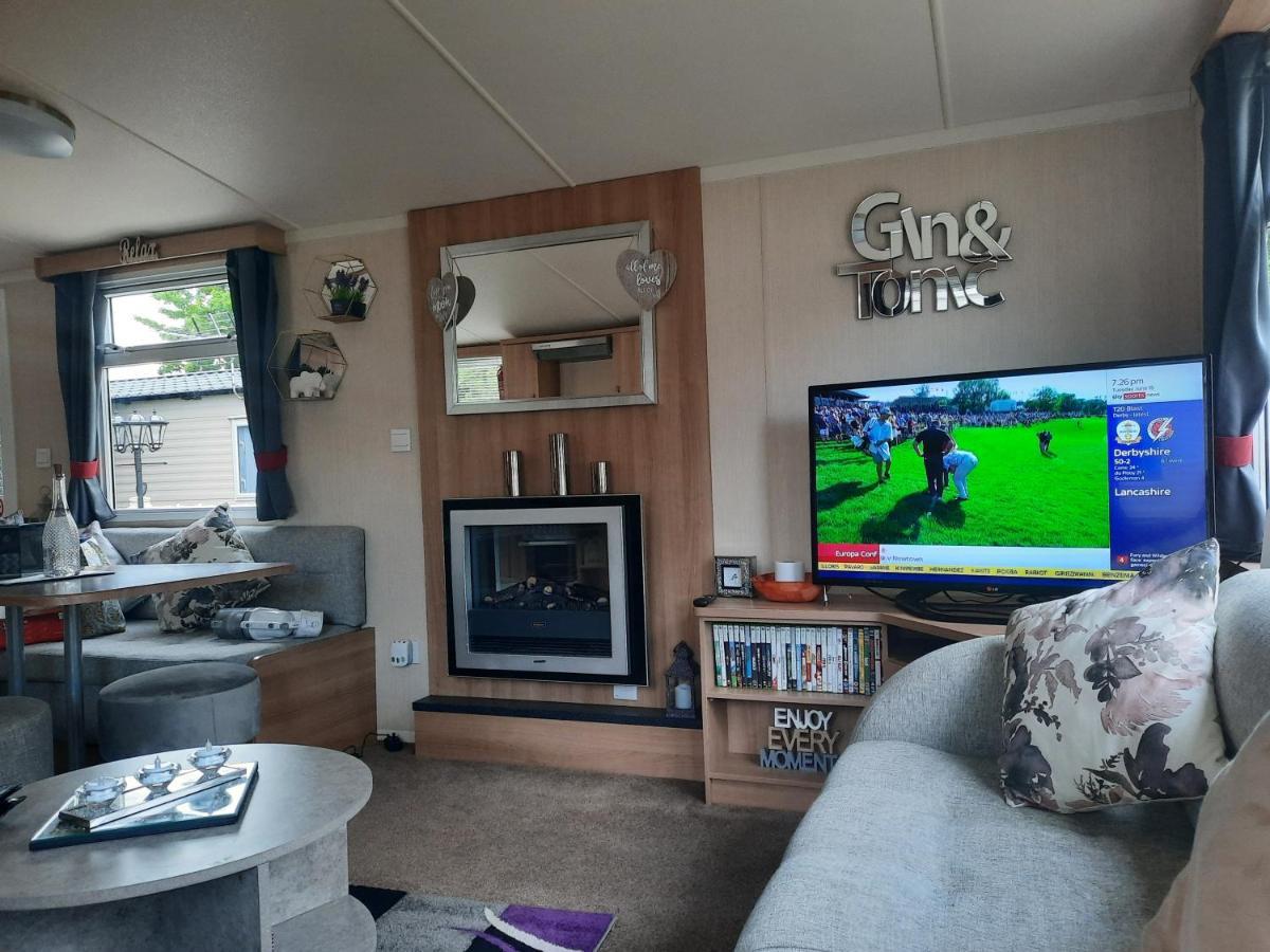 Haggerston Castle 3 Bedroom Deluxe Holiday Home Cheswick  Exterior foto
