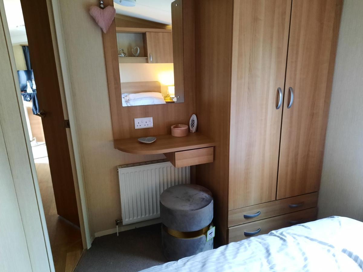 Haggerston Castle 3 Bedroom Deluxe Holiday Home Cheswick  Exterior foto